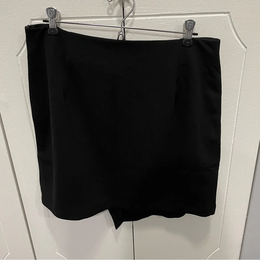 NWT Allegra K Black High Waist Faux Leather Asymmetrical Hem Mini Skirt